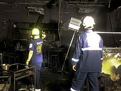 Число погибших при пожаре в пабе в Чонбури достигло 19 человек